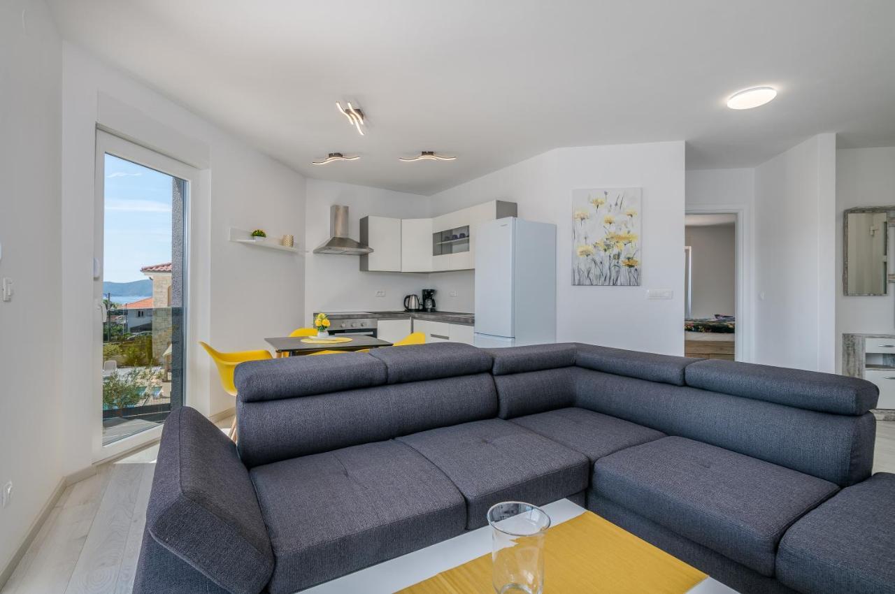 Apartments Villa "Aurea" With Pool Krk Town Exterior foto